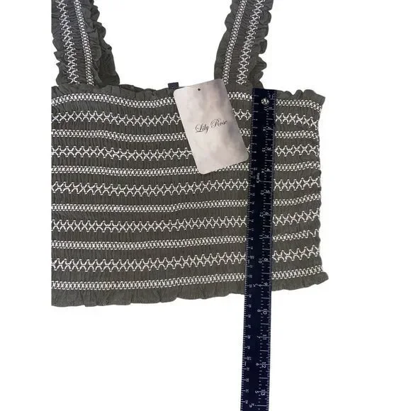 Lily Rose NWT Juniors‎ Smocked Tank Contrast Stitching Olive Size Medium MSRP$34 - Picture 10 of 11